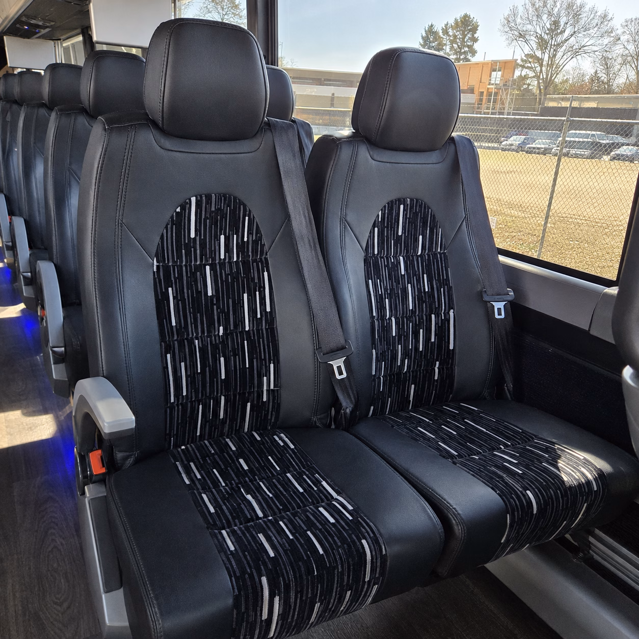 buses for waterfront wedding venues along the intracoastal