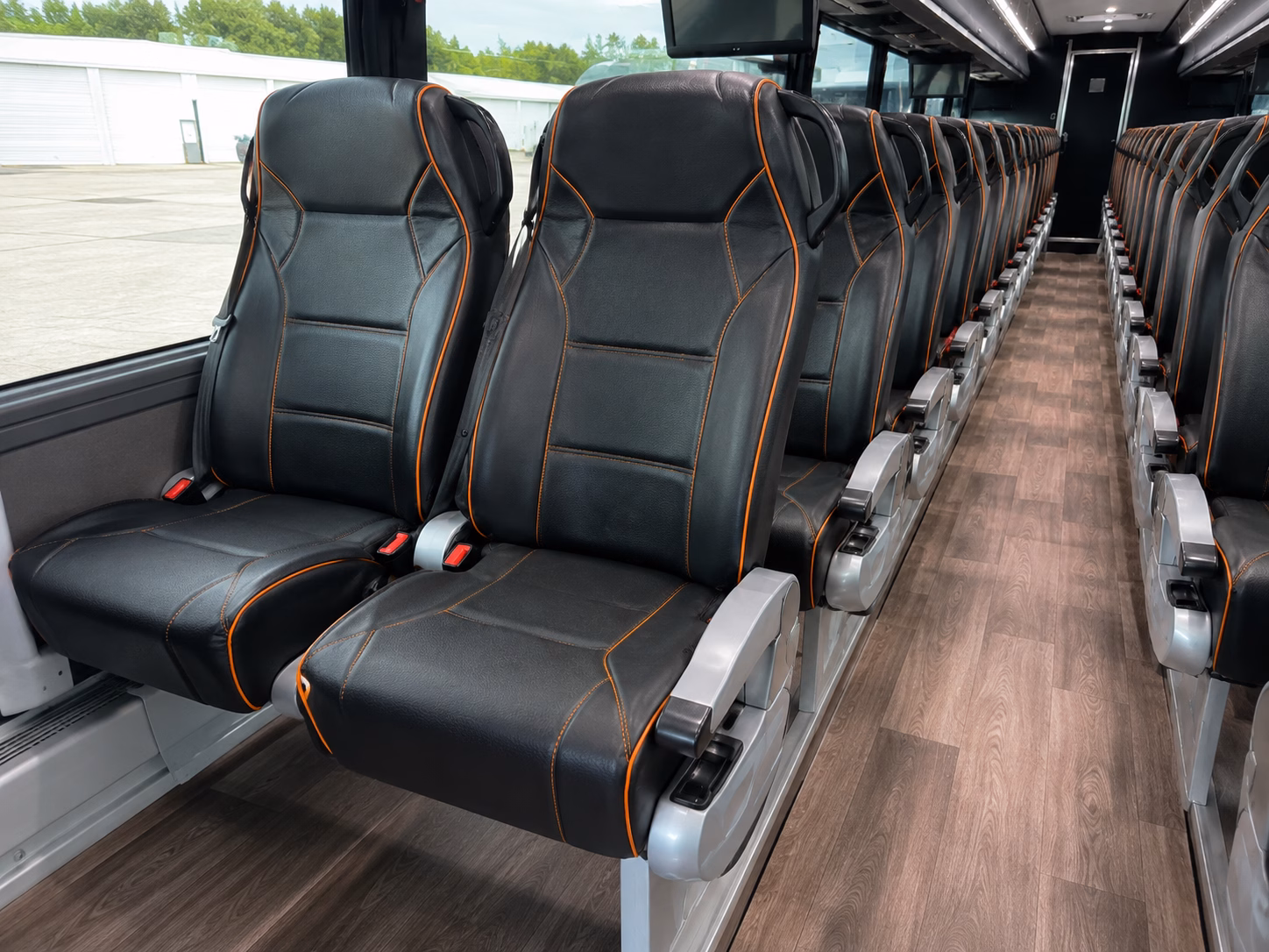 concert and nightlife buses through pompano beach and fort lauderdale
