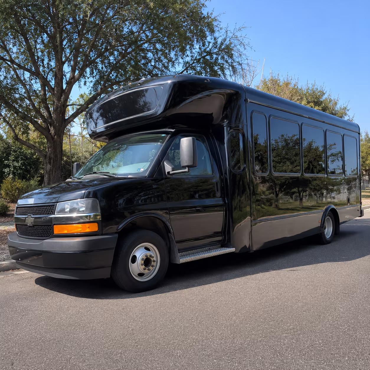 party bus transportation for pompano beach area proms